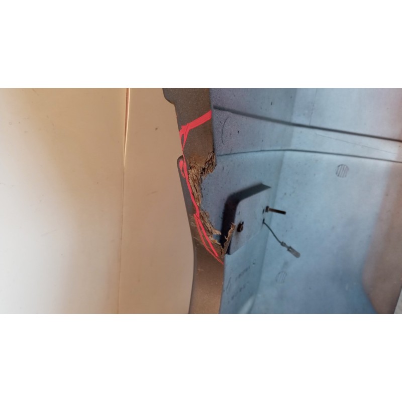 RENAULT truck CANTONALE PARAURTI ANT SX RENAULT truck Magnum 2001>2010 usato