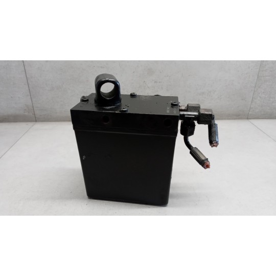 CAB LIFT PUMP  RENAULT truck Magnum 2001>2010 used