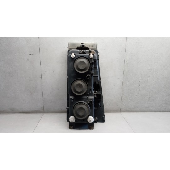 FARO ANTERIORE SINISTRO RENAULT truck Magnum 2001>2010 usato