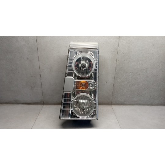 FARO ANTERIORE SINISTRO RENAULT truck Magnum 2001>2010 usato