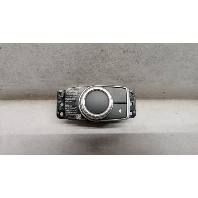 MERCEDES-BENZ INTERRUTTORI E PULSANTI ABITACOLO MERCEDES-BENZ Classe CLA (C117) 2016>2019 usato