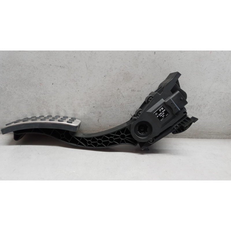 MERCEDES-BENZ ELETRONIC THROTTLE PEDAL  MERCEDES-BENZ Classe CLA (C117) 2016>2019 used