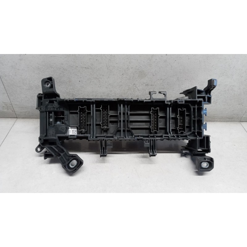 MERCEDES-BENZ SCATOLA FUSIBILI MERCEDES-BENZ Classe CLA (C117) 2016>2019 usato