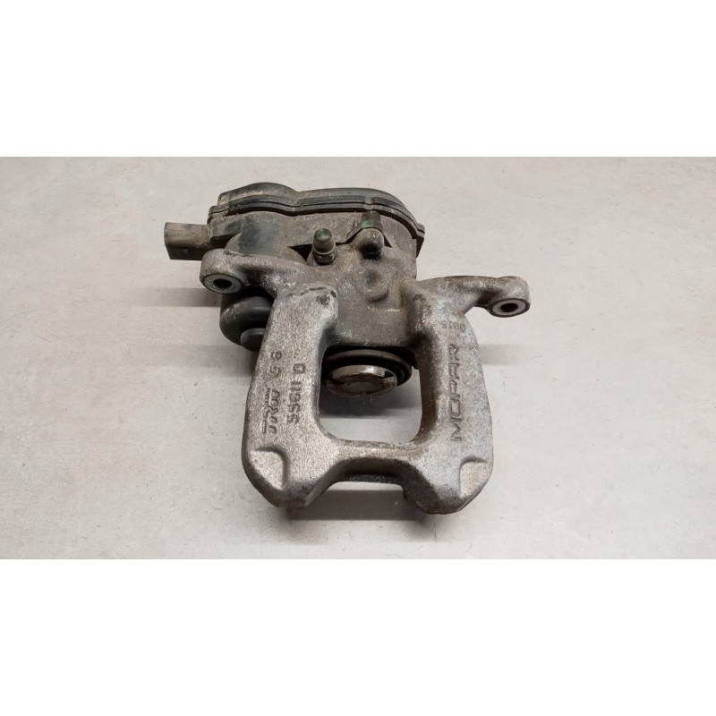 JEEP RIGHT REAR CALIPER BRAKE  JEEP Compass 2017> used