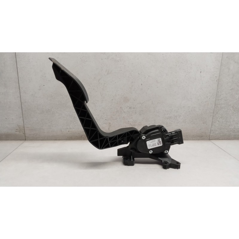 JEEP ELETRONIC THROTTLE PEDAL  JEEP Compass 2017> used