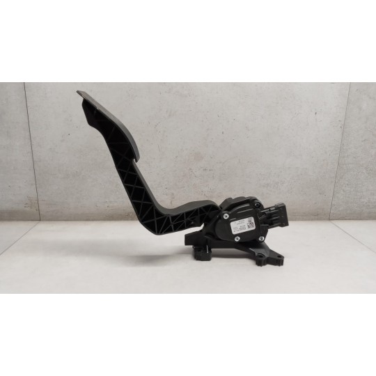 ELETRONIC THROTTLE PEDAL  JEEP Compass 2017> used