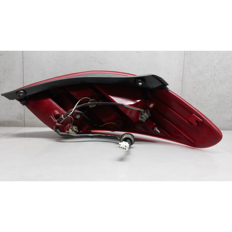 HYUNDAI FARO POSTERIORE ESTERNO SINISTRO HYUNDAI i20 2008>2012 usato