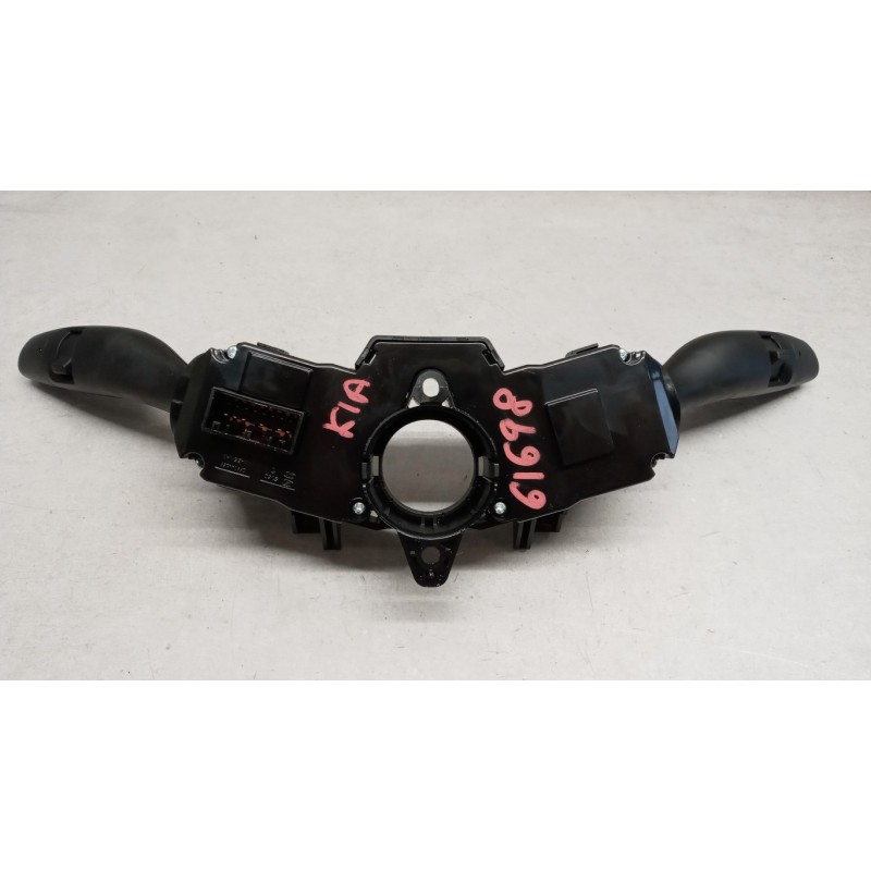 KIA DEVIOLUCI KIA Rio 2017> usato