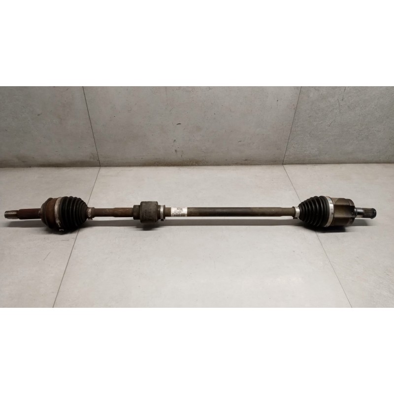 KIA FRONT HALF-AXLES RIGHT  KIA Rio 2017> used