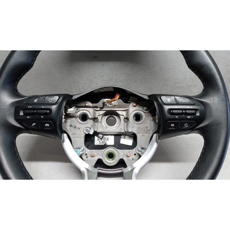 KIA VOLANTE KIA Rio 2017> usato