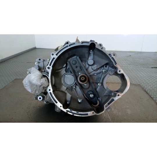 GEARBOXES  MITSUBISHI Colt 2004> used