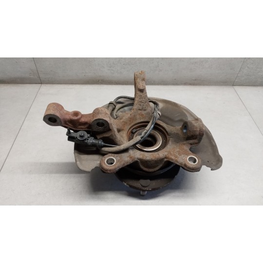 MONTANTE COMPLETO DESTRO MITSUBISHI Colt 2004> usato