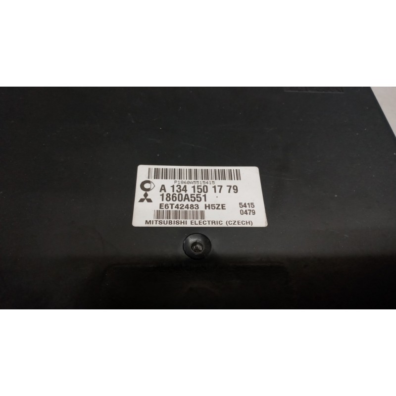 MITSUBISHI ENGINE UNIT MITSUBISHI Colt 2004> used