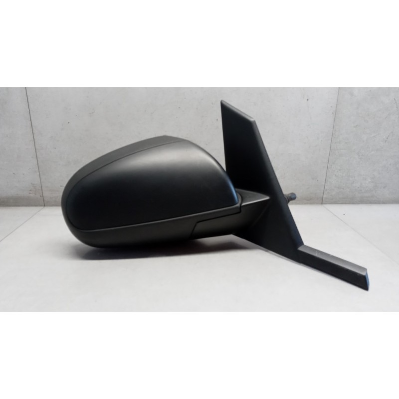 MITSUBISHI REARVIEW RIGHT  MITSUBISHI Colt 2004> used