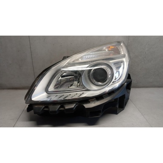 FARO ANTERIORE SINISTRO RENAULT Scenic 2006>2009 usato