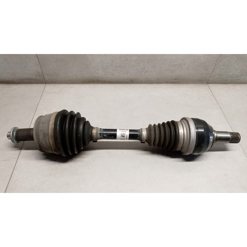 MERCEDES-BENZ FRONT HALF-AXLES LEFT  MERCEDES-BENZ Classe CLA (C117) 2016>2019 used