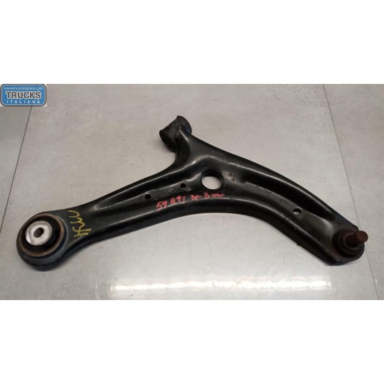 BRACCIO OSCILLANTE ANTERIORE INFERIORE DESTRO FORD B-Max 2012> usato