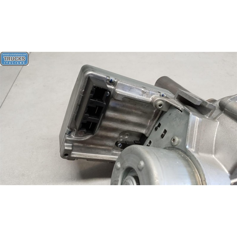 FORD PIANTONE STERZO FORD B-Max 2012> usato