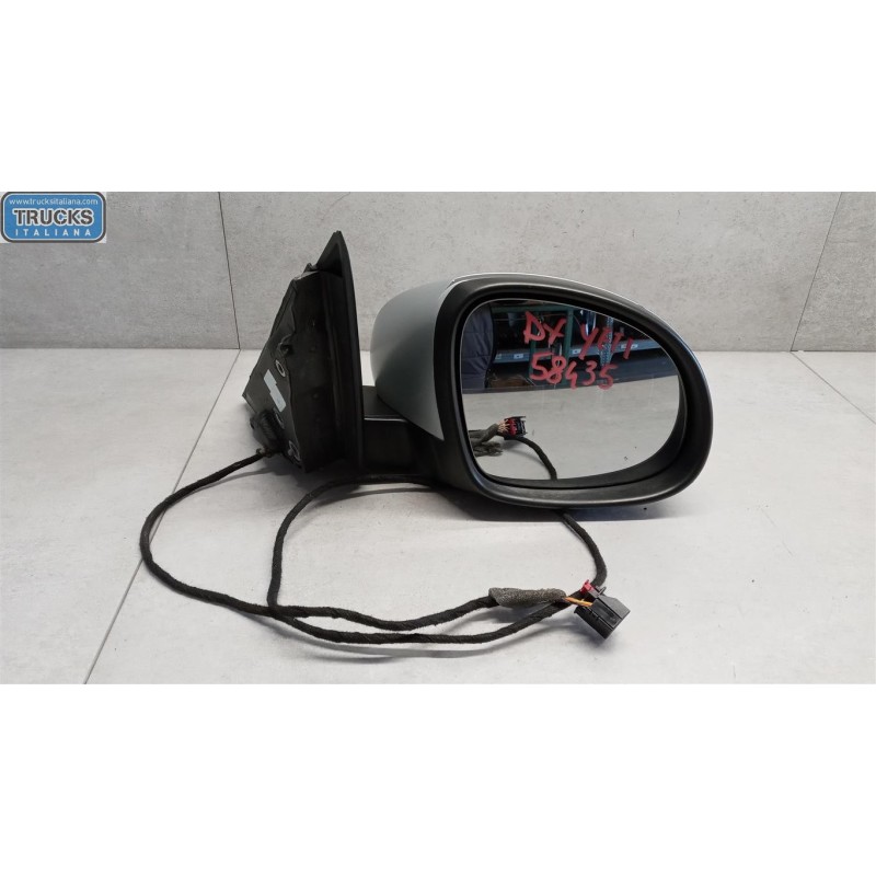 SKODA RIGHT ELETRIC REAR-VIEW MIRROR  SKODA Yeti 2012> used