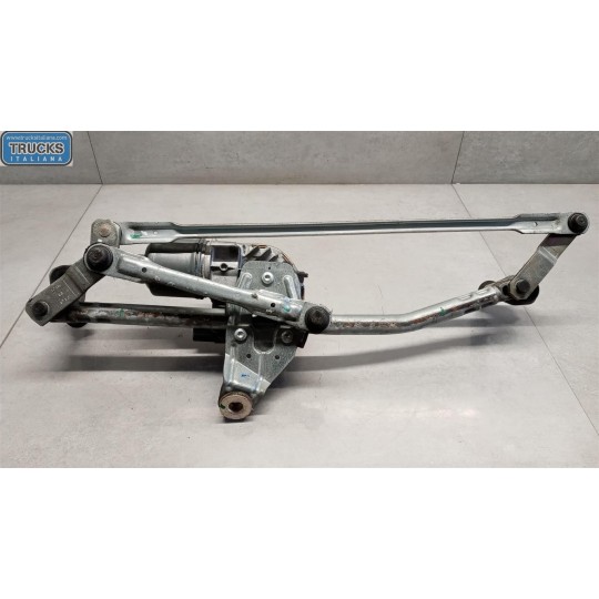 windshield wiper motor SKODA Yeti 2012> used