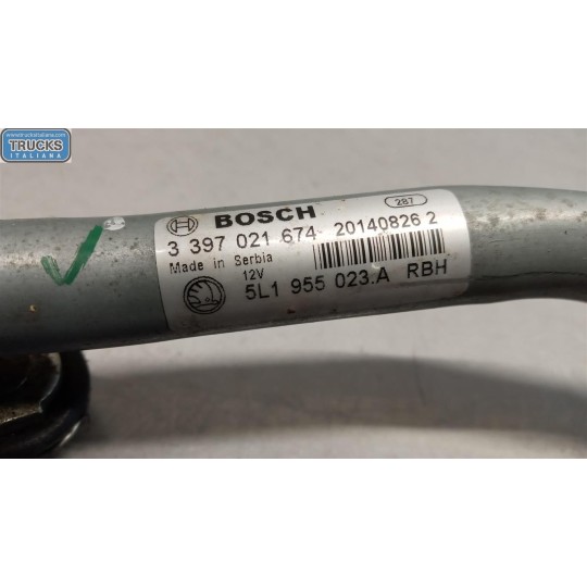 windshield wiper motor SKODA Yeti 2012> used