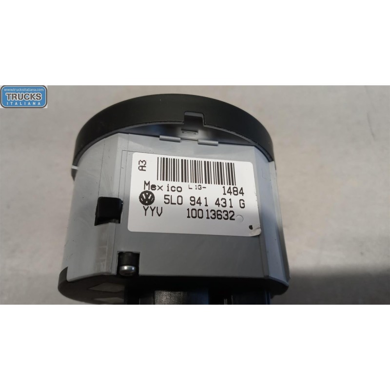 SKODA BLOCK LOGHTS  SKODA Yeti 2012> used