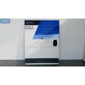 RIGHT SIDE SLIDING DOOR...