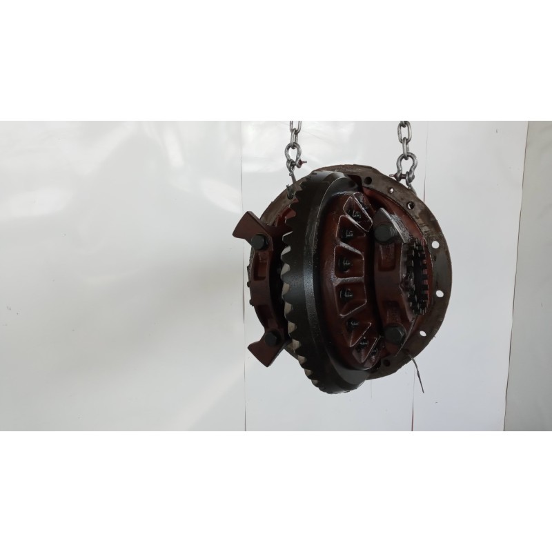 IVECO GRUPPO DIFFERENZIALE POSTERIORE IVECO 190-26 usato