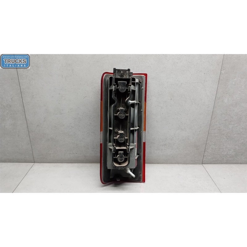 FORD van FARO POSTERIORE ESTERNO DESTRO FORD van Transit 1994>2000 usato