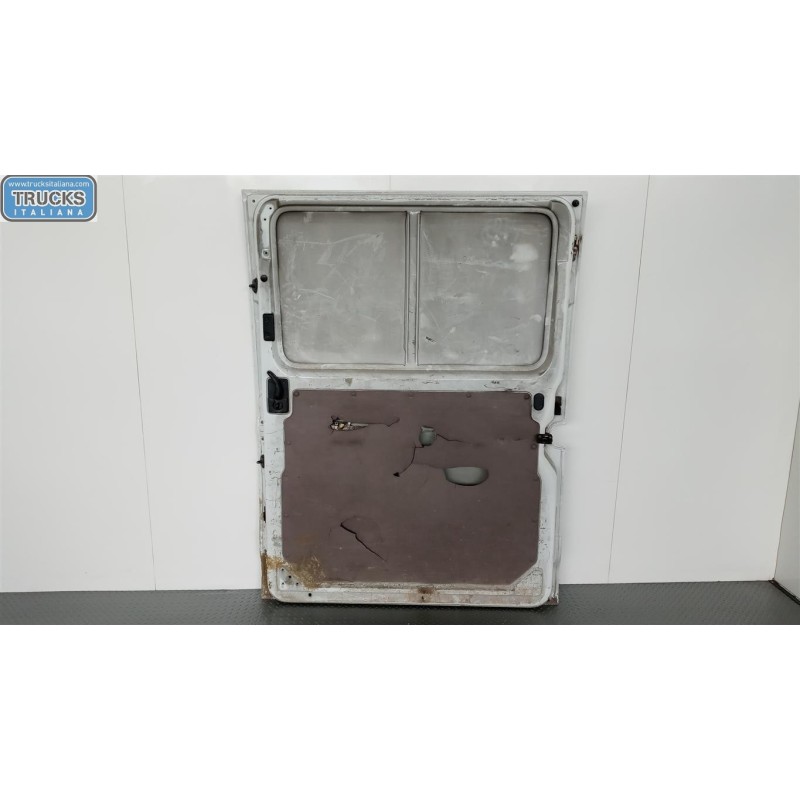 RENAULT van RIGHT SIDE SLIDING DOOR RENAULT van Master 1998>2003 used