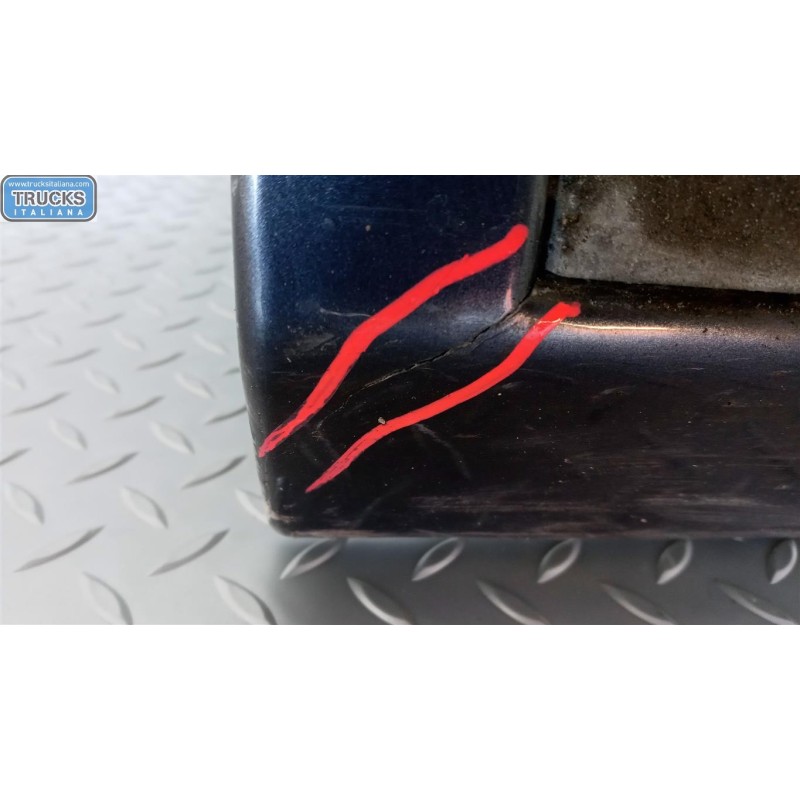 RENAULT truck PEDANA SALITA A/DX RENAULT truck Magnum 2001>2010 usato