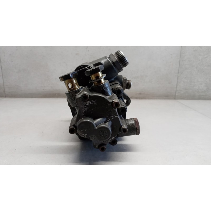 DAF POMPA IDROGUIDA DAF XF105 usato