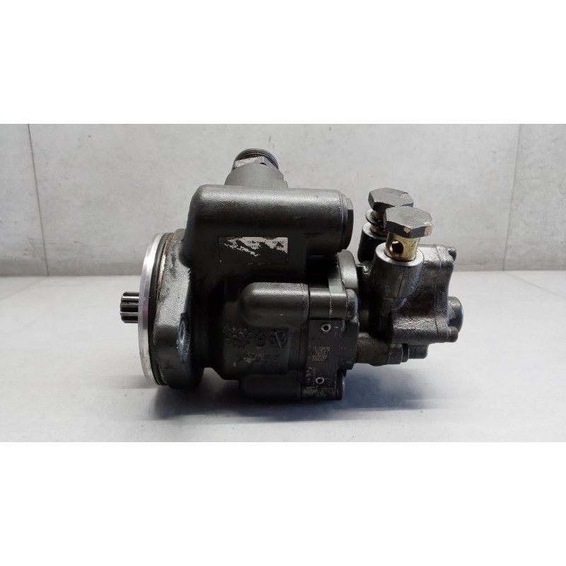 DAF STEERING PUMP DAF XF105 used