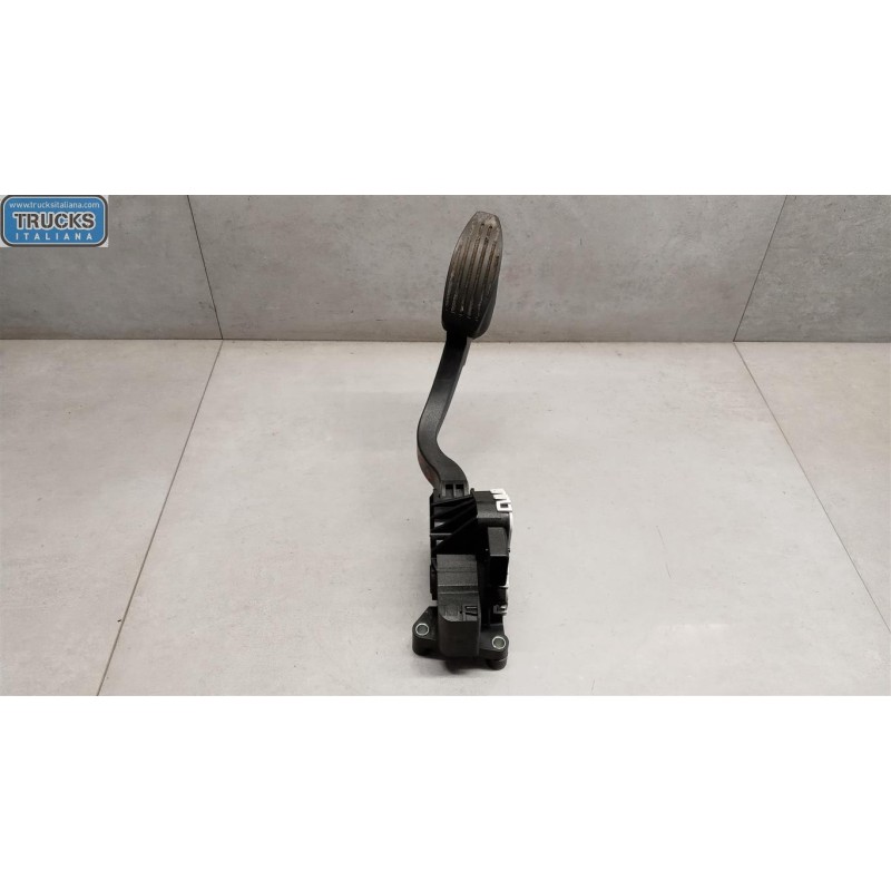LANCIA ELETRONIC THROTTLE PEDAL  LANCIA Ypsilon 2011>2015 used