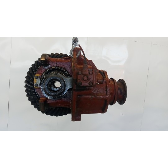 GRUPPO DIFFERENZIALE POSTERIORE IVECO 145-17 usato