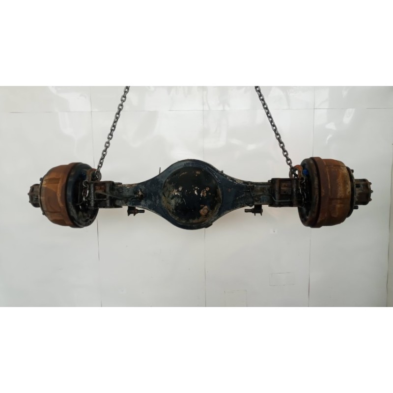 ISUZU ASSALE POSTERIORE ISUZU NQR usato