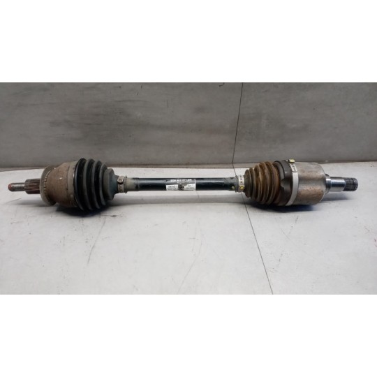 FRONT HALF-AXLES LEFT  VOLKSWAGEN Polo 2021> used