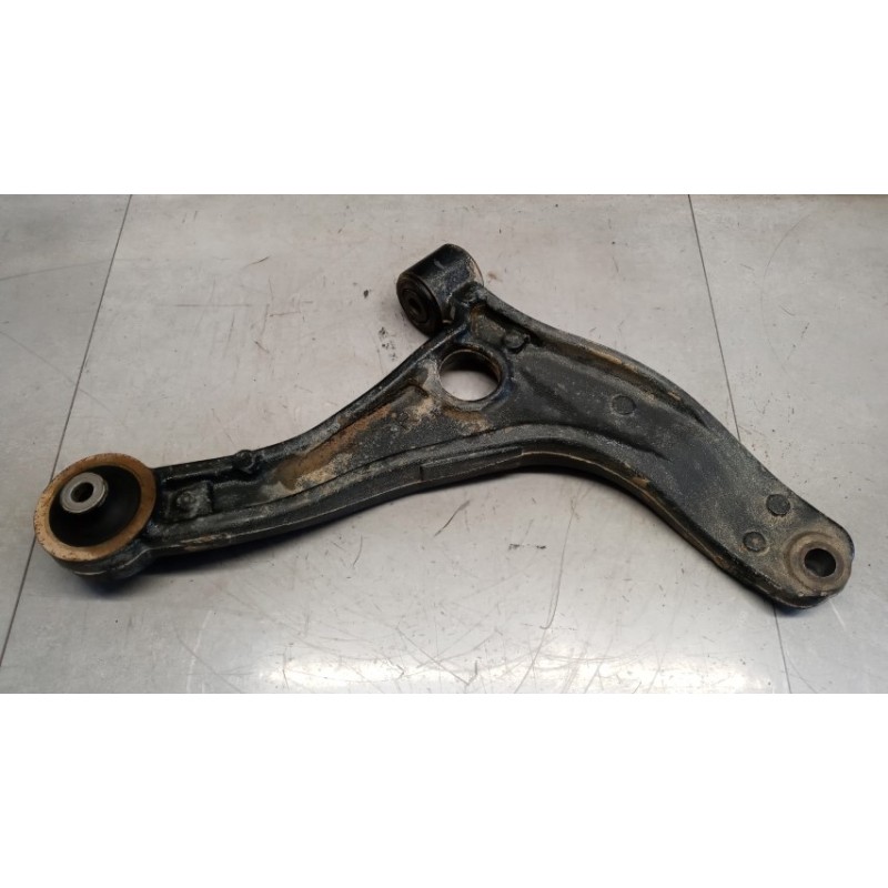 RENAULT van CONTROL ARM FRONT LOWER RIGHT  RENAULT van Master 2014>2019 used