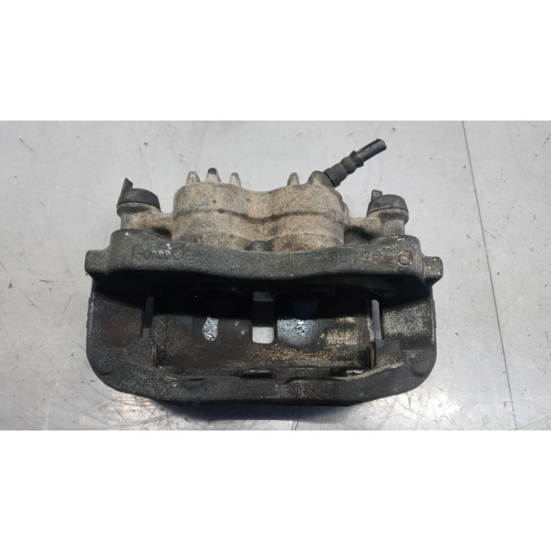 RENAULT van RIGHT FRONT CALIPER BRAKE  RENAULT van Master 2014>2019 used