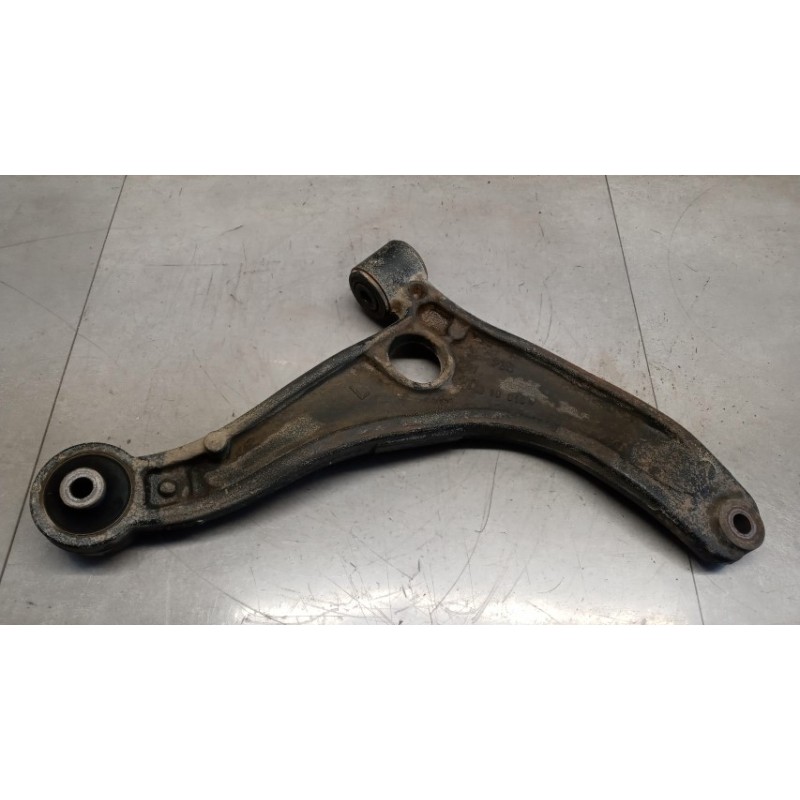 RENAULT van CONTROL ARM FRONT LOWER LEFT  RENAULT van Master 2014>2019 used