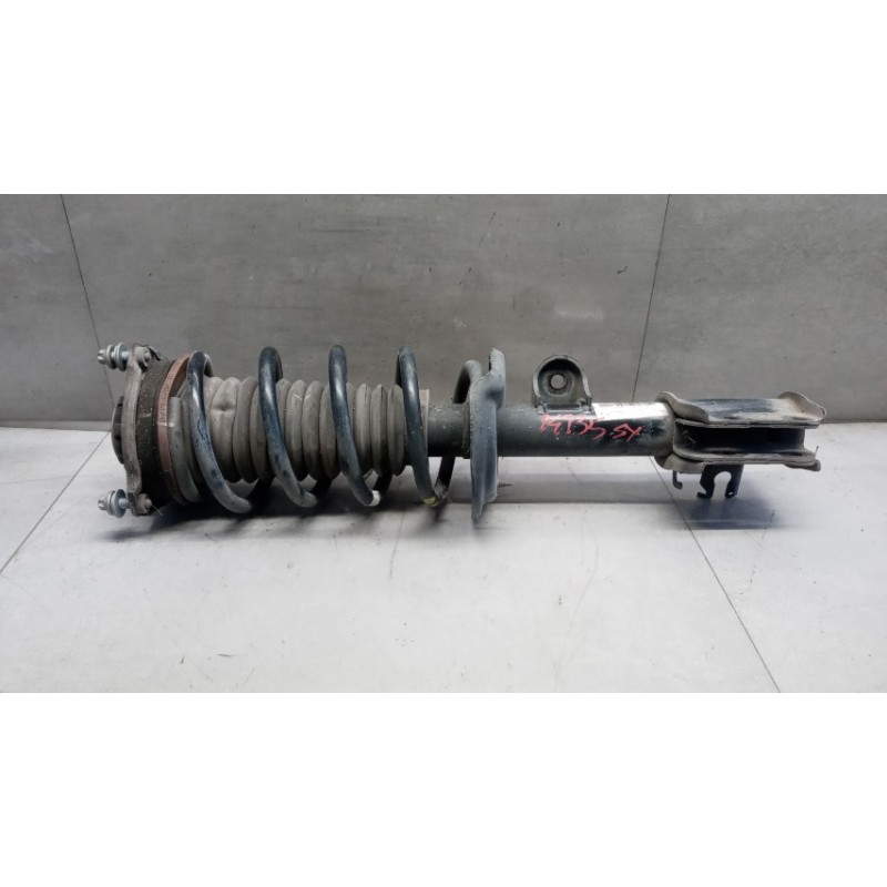 JEEP LEFT FRONT SCHOCK ASSORBER JEEP Renegade 2014>2018 used