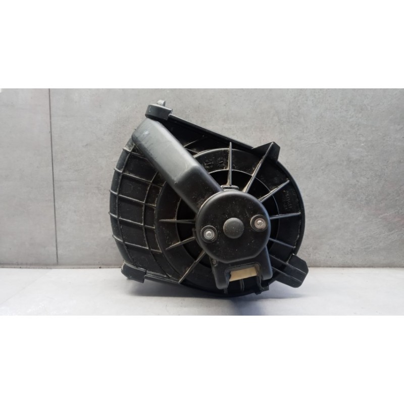 RENAULT van MOTORINO VENTILAZIONE INTERNA RENAULT van Master 2014>2019 usato