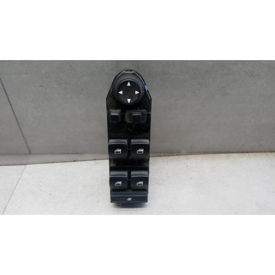 INTERRUTTORI E PULSANTI ALZAVETRI BMW Serie 5 (E60/E61) 2004> usato