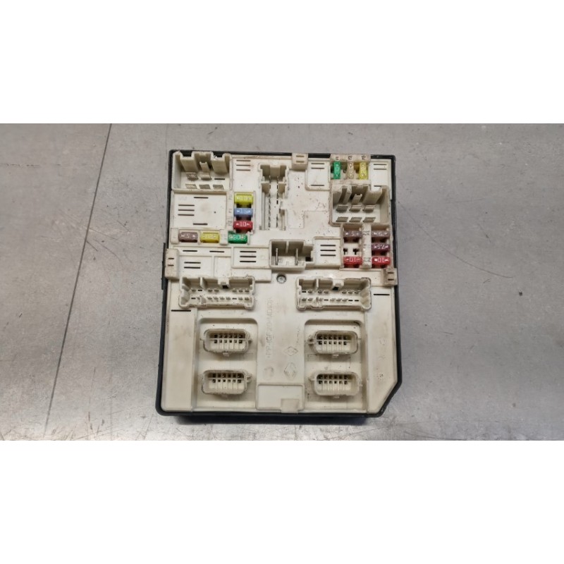 RENAULT van FUSE BOX RENAULT van Master 2014>2019 used