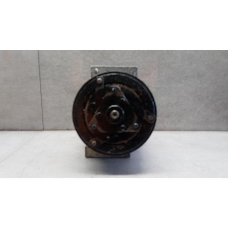 RENAULT van AIR CONDITIONER COMPRESSOR RENAULT van Master 2014>2019 used