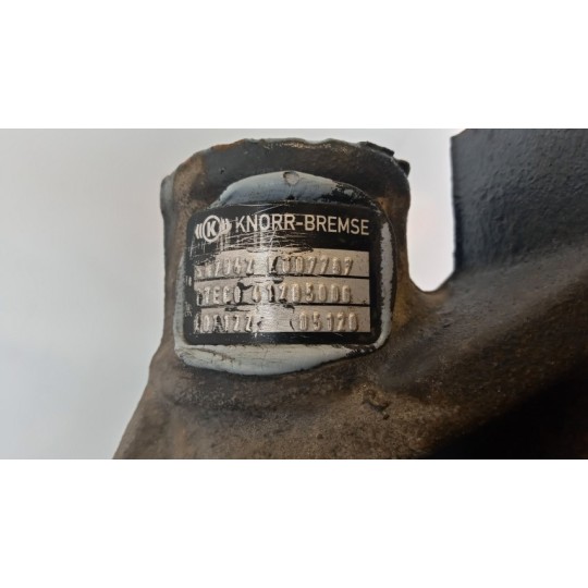 PINZA ANTERIORE DESTRA IVECO Stralis 2007>2013 usato