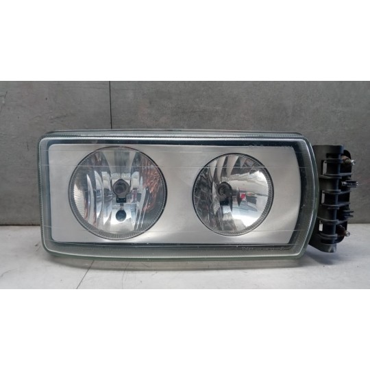 RIGHT HEADLIGHT IVECO Stralis 2007>2013 used