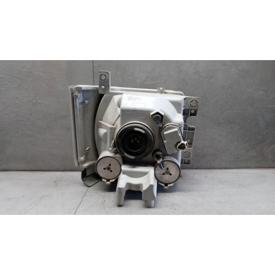 FRONT LEFT FLASHLIGHT  ISUZU NPR used