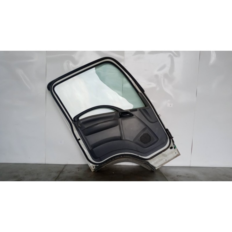 ISUZU LEFT FRONT DOOR ISUZU NPR used