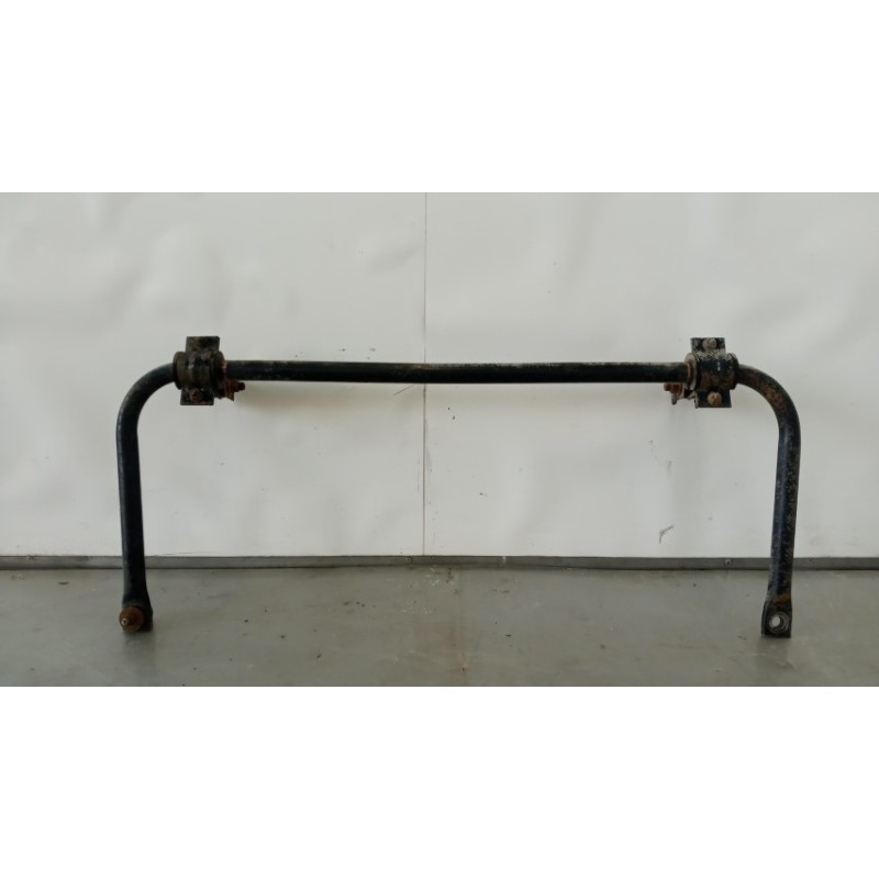 ISUZU REAR STABILIZER BAR  ISUZU NPR used